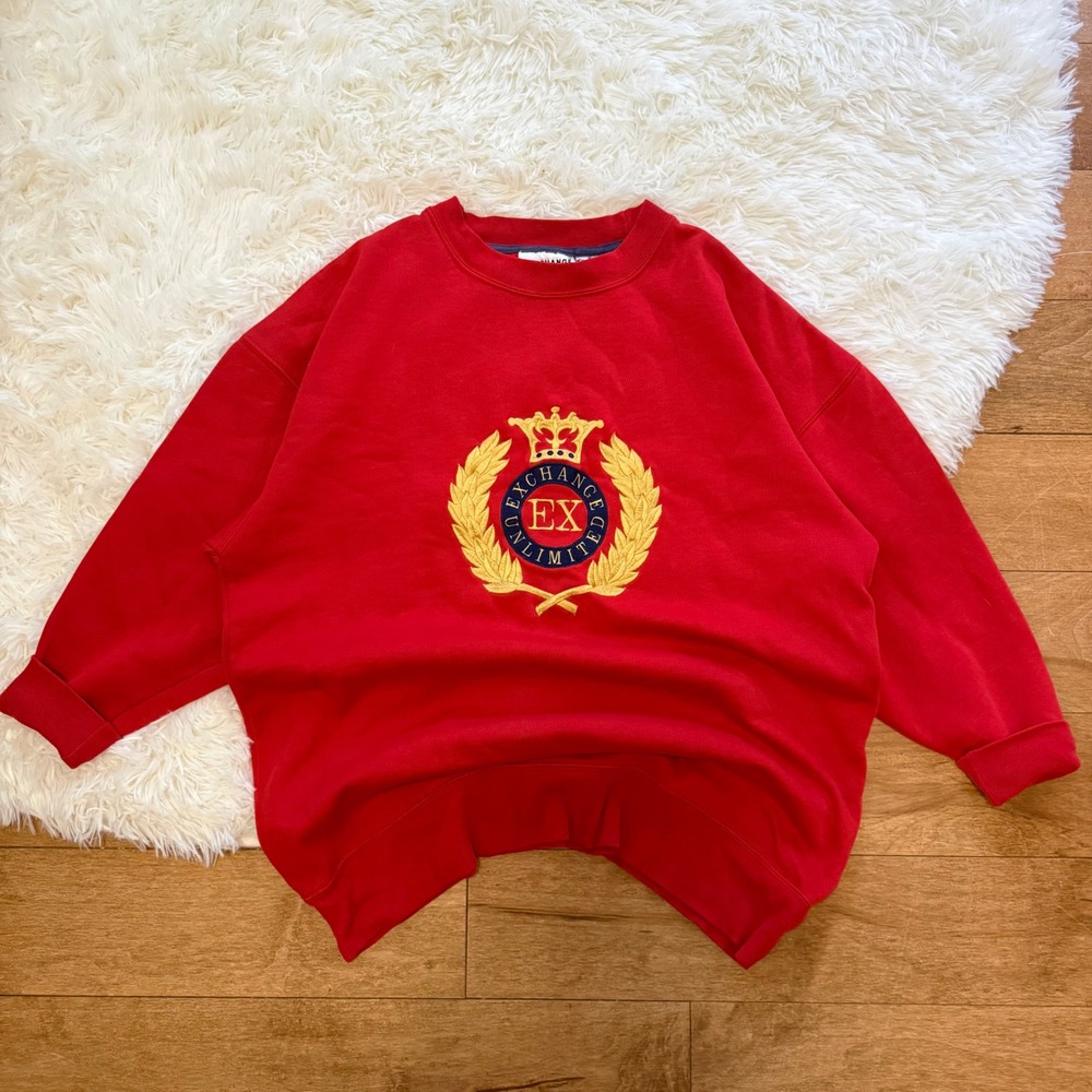 Vintage Exchange Unlimited Red Embroidered Crest Sweatshirt Mens Medium 90s